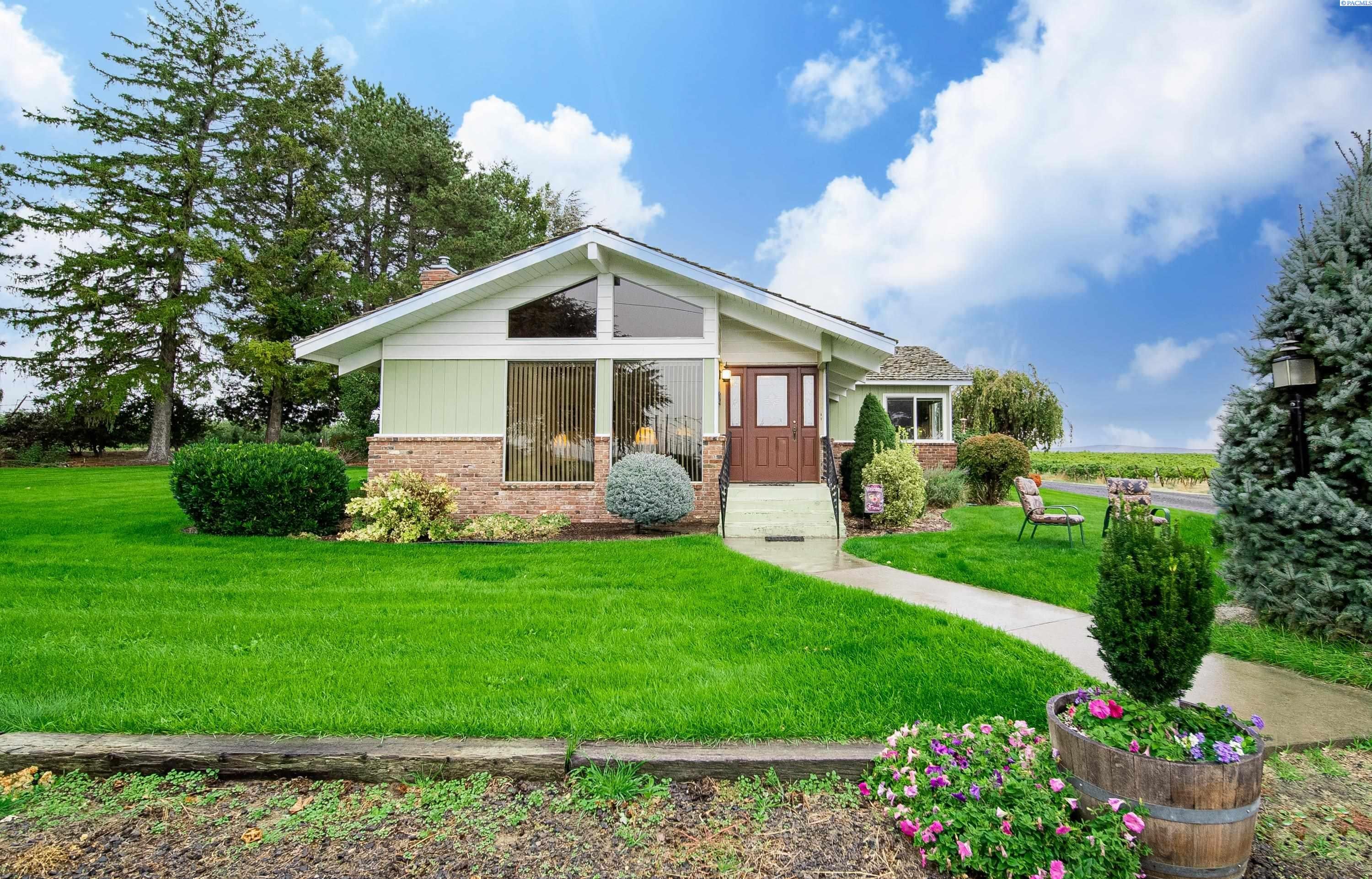 57001 North Wilgus Road Grandview, WA 98930 - Photo 1 of 30 Gallery Image 1