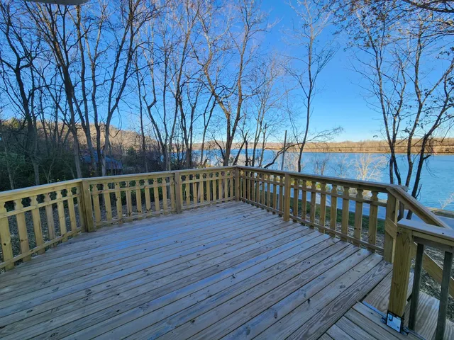 $389,900 | 16027 Highway 156, Patriot, IN 47038