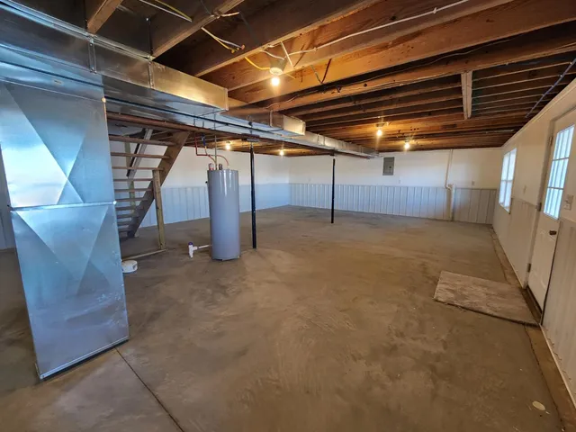 $389,900 | 16027 Highway 156, Patriot, IN 47038