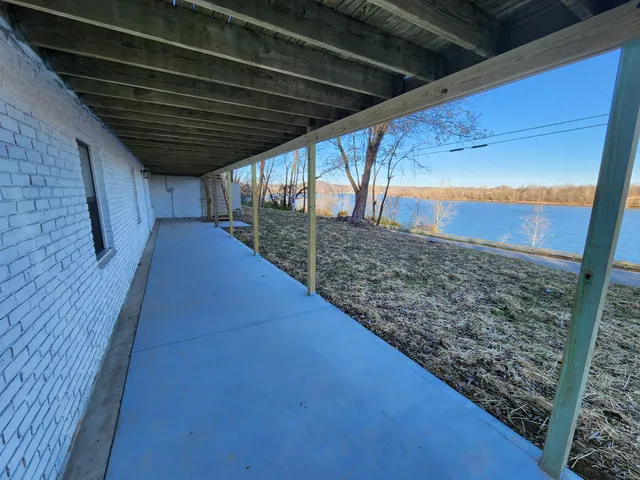 $389,900 | 16027 Highway 156, Patriot, IN 47038