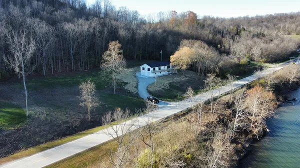 $389,900 | 16027 Highway 156, Patriot, IN 47038