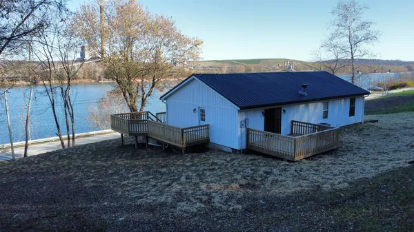 $389,900 | 16027 Highway 156, Patriot, IN 47038