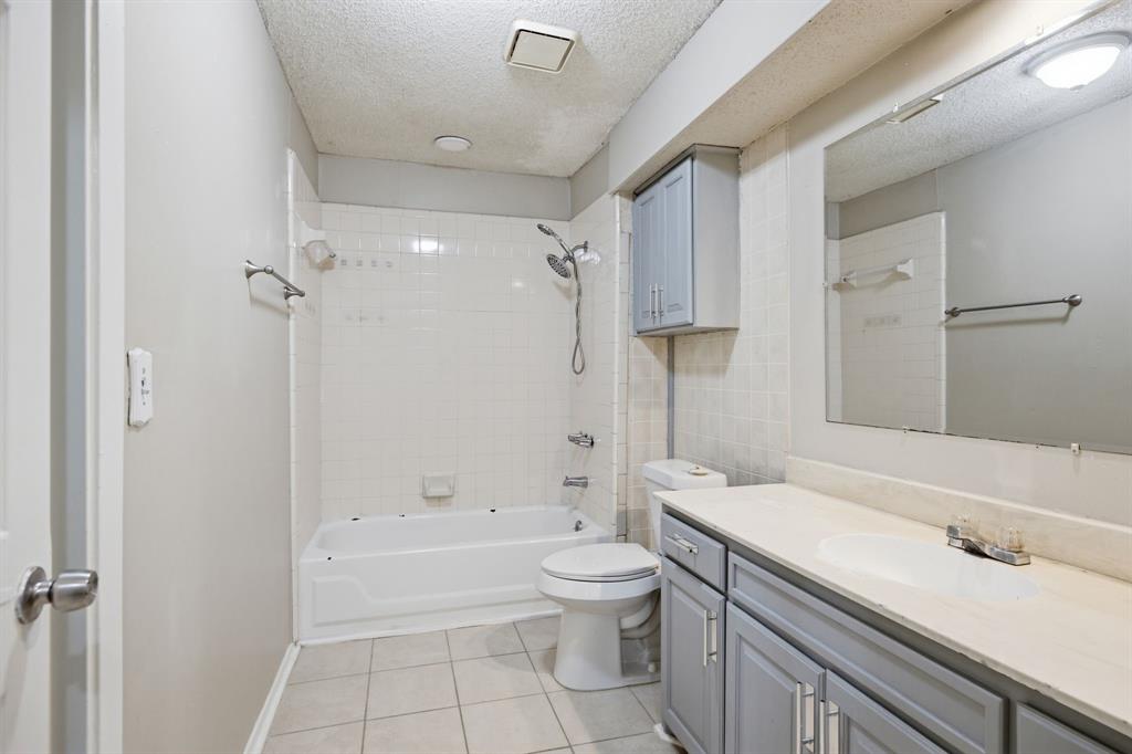 308 North Roe Street, Unit B White Settlement, TX 76108 - Photo 15 of 20