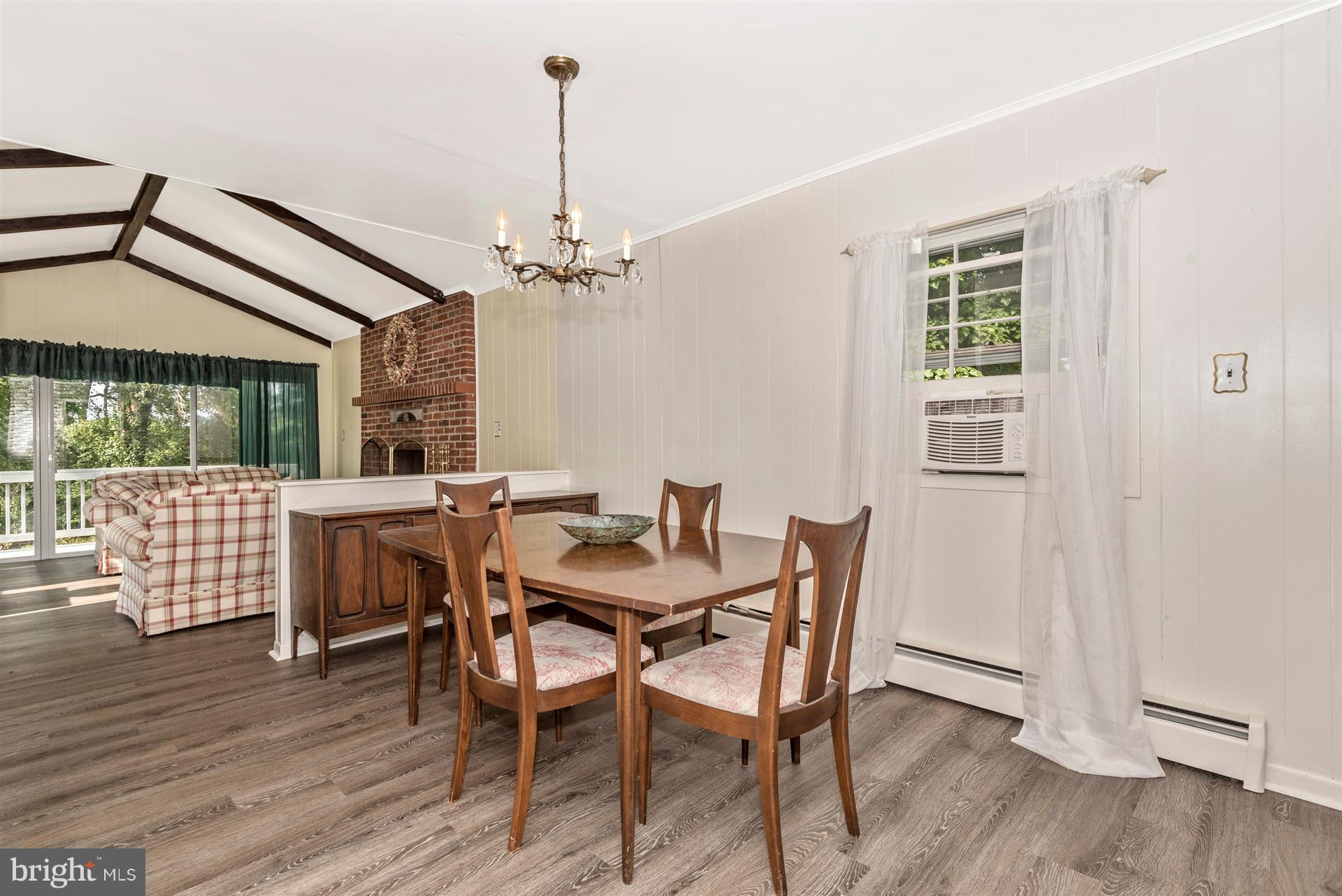 7829 Rocky Road Gaithersburg, MD 20882 - Photo 17 of 32 Dining Room
