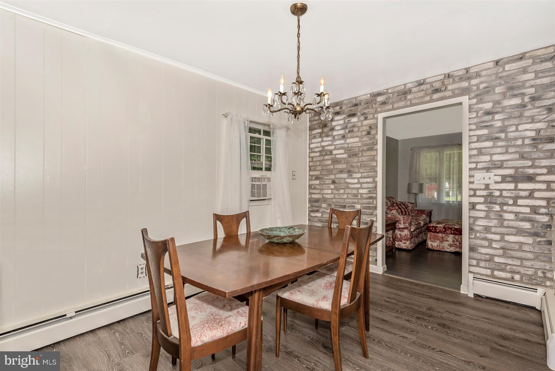 7829 Rocky Road Gaithersburg, MD 20882 - Photo 18 of 32 Dining Room