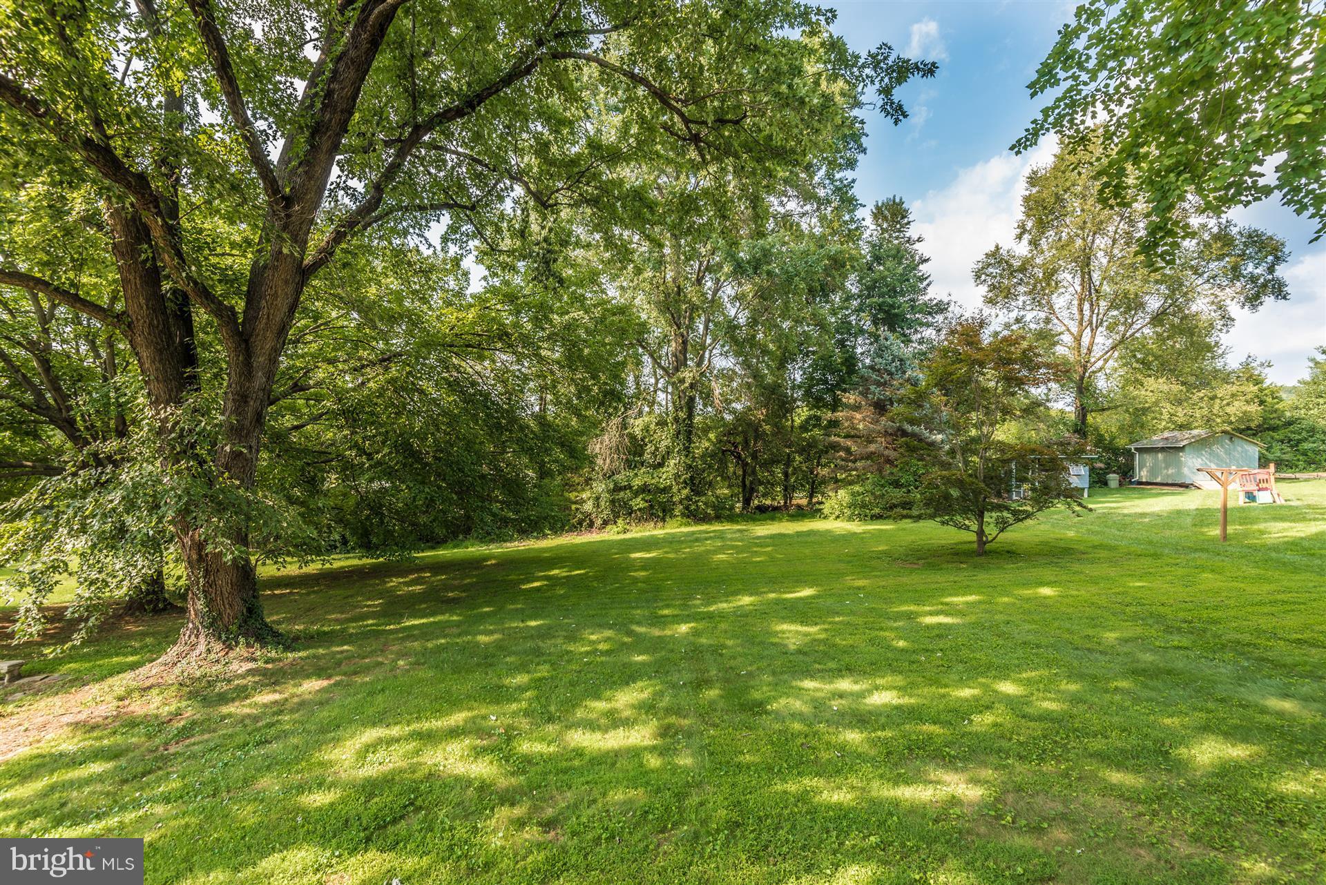 7829 Rocky Road Gaithersburg, MD 20882 - Photo 28 of 32 Back Yard