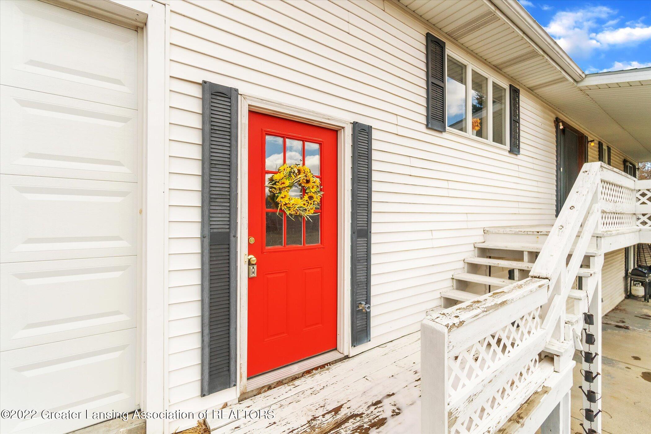 4301 West Lansing Road Perry, MI 48872 - Photo 6 of 61 07-4301-W-Lansing-Rd-WindowStill-Real-Es