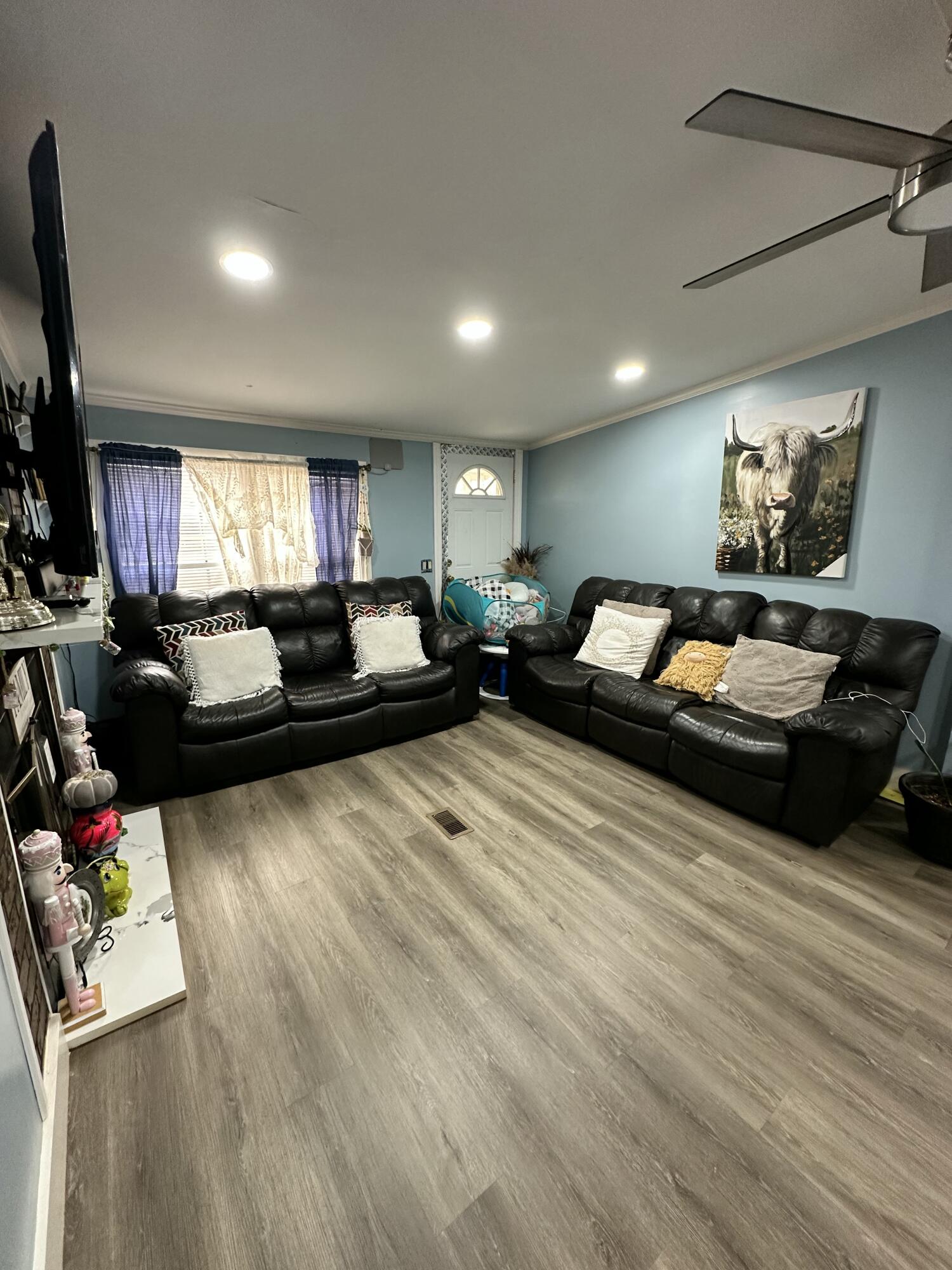 6995 Arthur Gayle Road Wedgefield, SC 29168 - Photo 5 of 59 IMG_8354