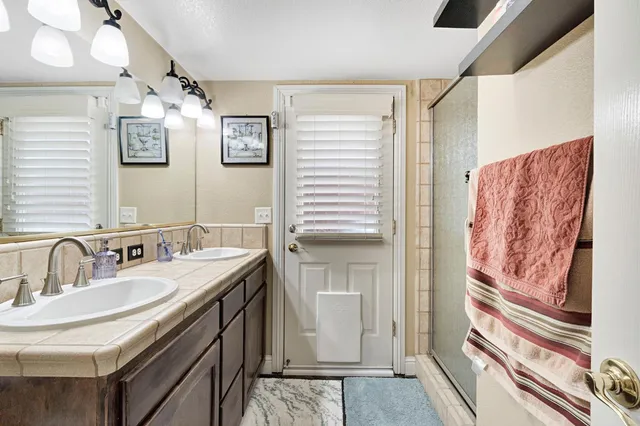 $850,000 | 2524 East Granada Avenue, Fresno, CA 93720