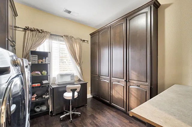 $850,000 | 2524 East Granada Avenue, Fresno, CA 93720