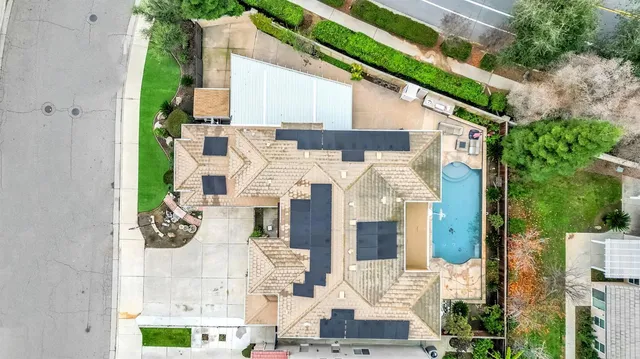 $850,000 | 2524 East Granada Avenue, Fresno, CA 93720