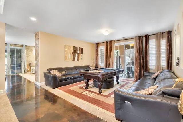 $850,000 | 2524 East Granada Avenue, Fresno, CA 93720