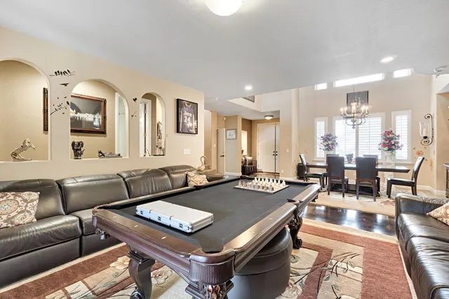 $850,000 | 2524 East Granada Avenue, Fresno, CA 93720