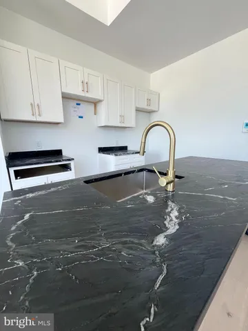 a close view of sink and tap