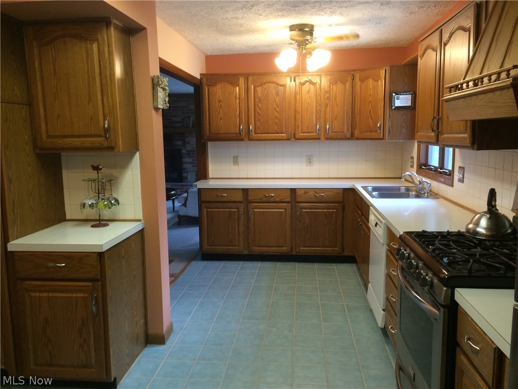 7090 South Cleveland Massillon Road Clinton, OH 44216 - Photo 16 of 32 Gallery Image 16