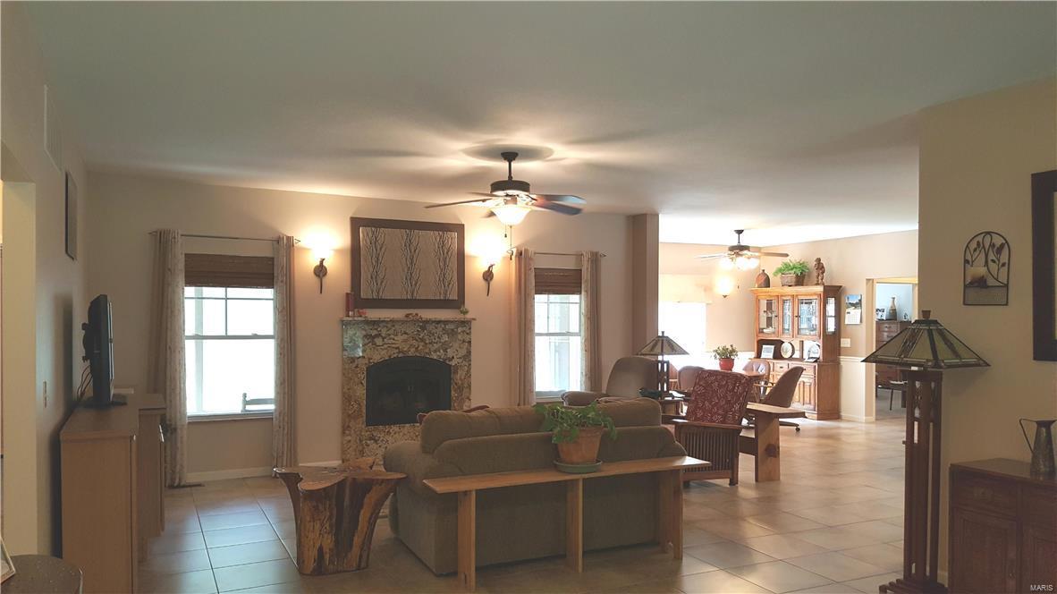 4533 Hill Road Highland, IL 62249 - Photo 12 of 44