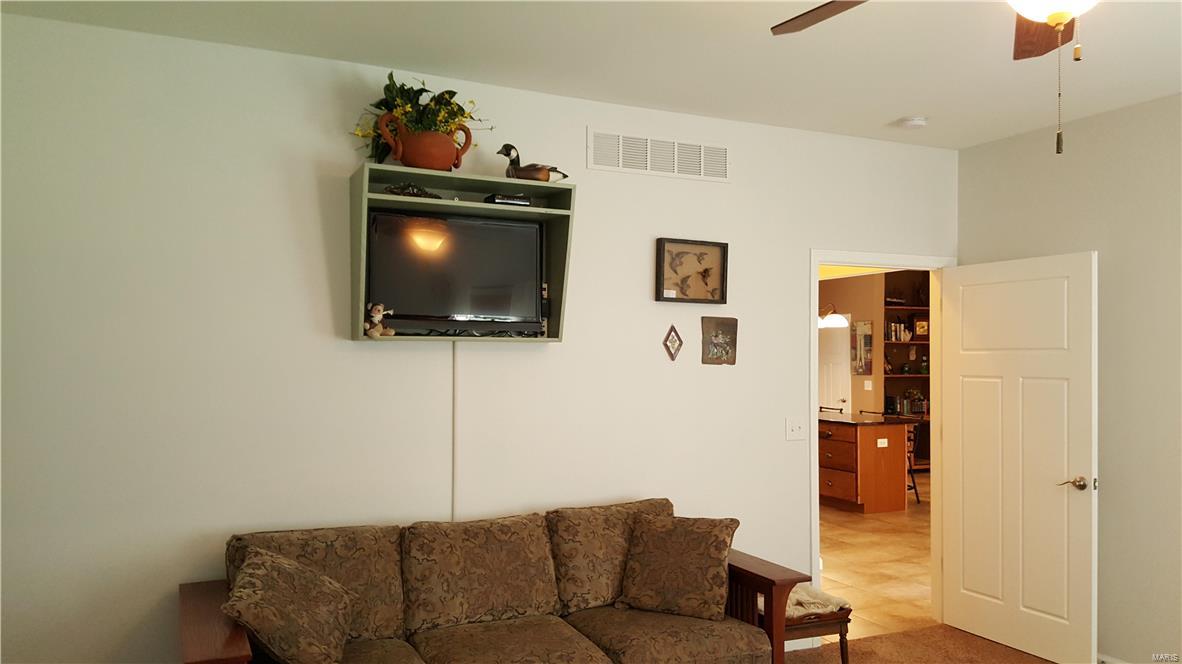4533 Hill Road Highland, IL 62249 - Photo 37 of 44