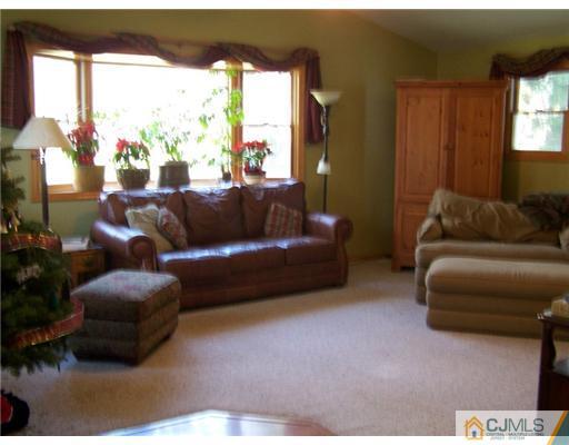 30 Taylor Road Princeton, NJ 08540 - Photo 6 of 9 Gallery Image 6