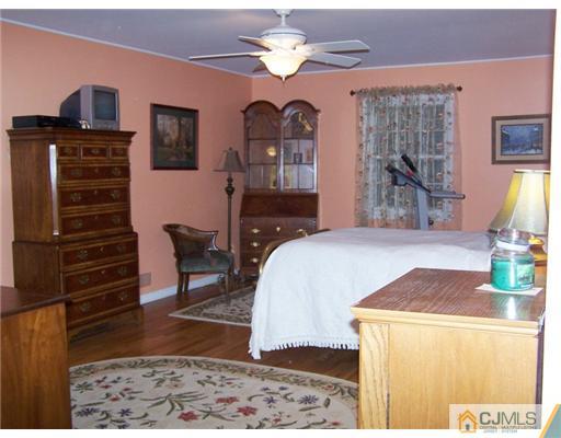 30 Taylor Road Princeton, NJ 08540 - Photo 7 of 9 Gallery Image 7