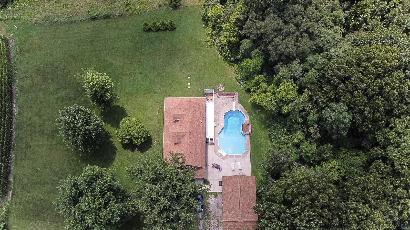 18857 Powerline Road Grafton, IL 62037 - Photo 3 of 75