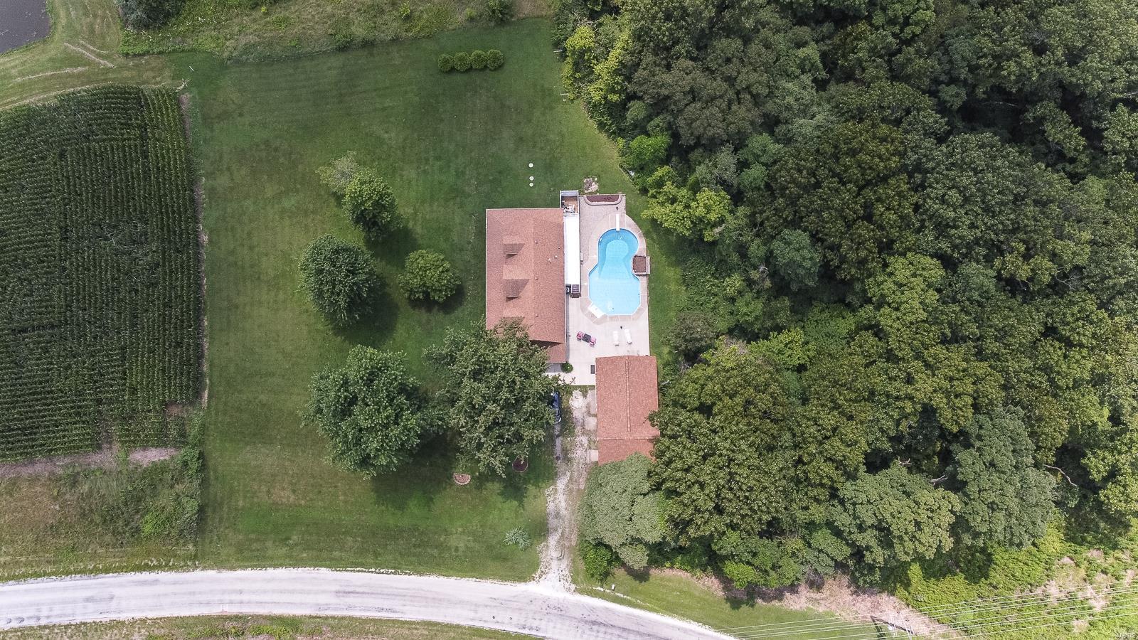 18857 Powerline Road Grafton, IL 62037 - Photo 5 of 75
