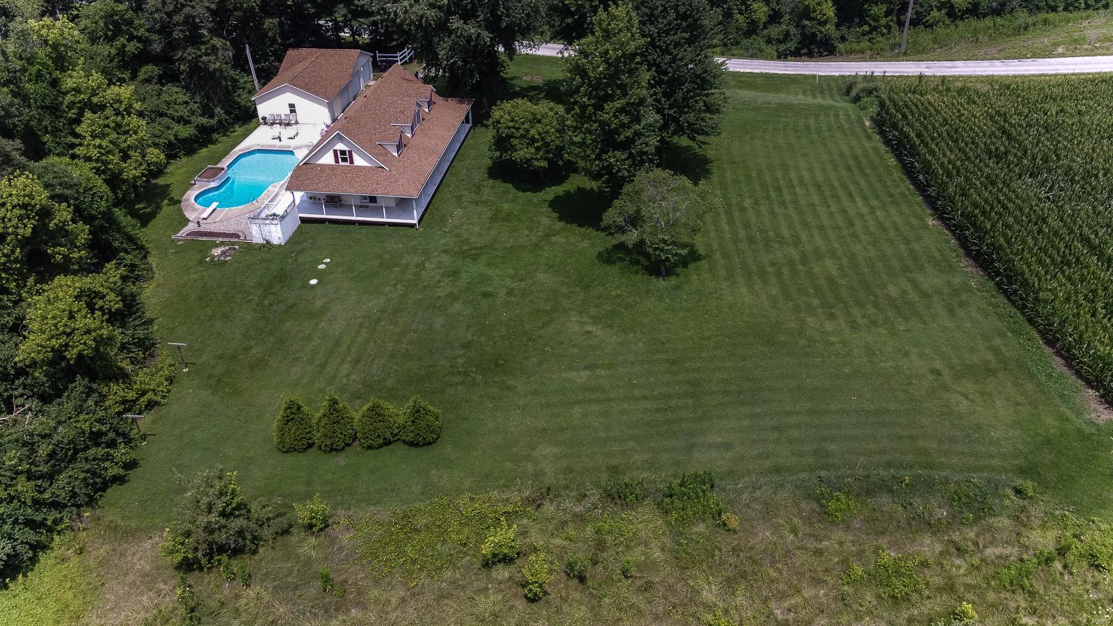 18857 Powerline Road Grafton, IL 62037 - Photo 8 of 75