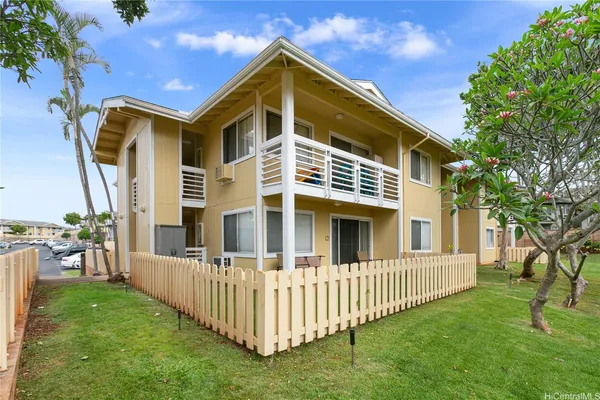$2,700 | 94-508 Kupuohi Street, Unit 8104, Waipahu, HI 96797