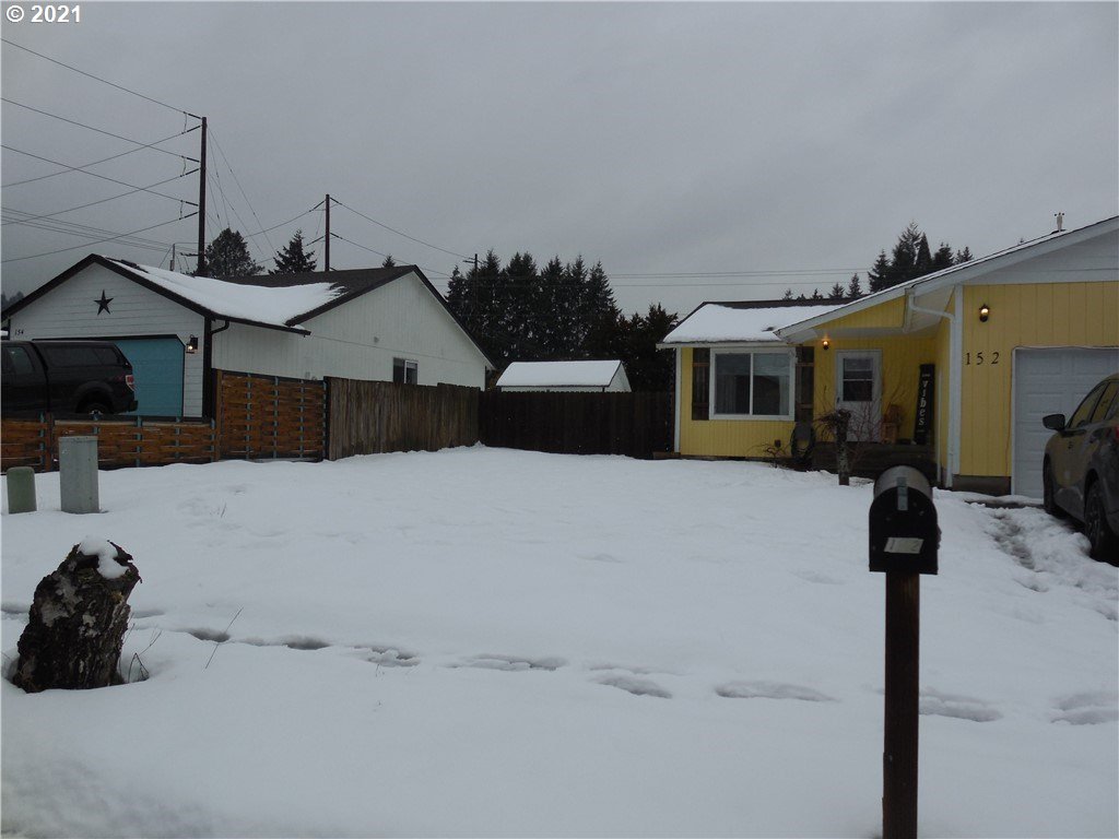 152 Villa Road Kelso, WA 98626 - Photo 2 of 26 Gallery Image 2