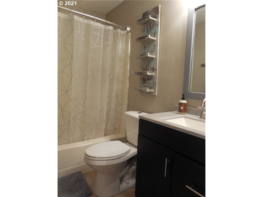 152 Villa Road Kelso, WA 98626 - Photo 19 of 26 Gallery Image 19