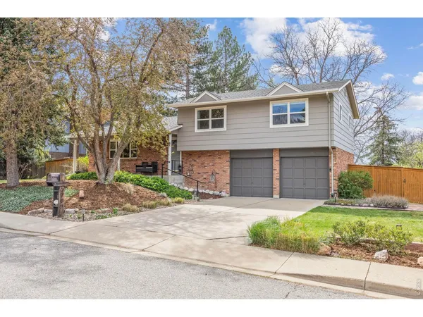 $839,000 | 7702 Devonshire Court, Boulder, CO 80301