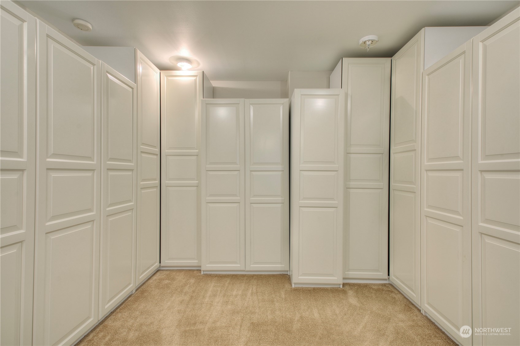 1013 R Street Northwest Auburn, WA 98001 - Photo 19 of 31 a view of closet area