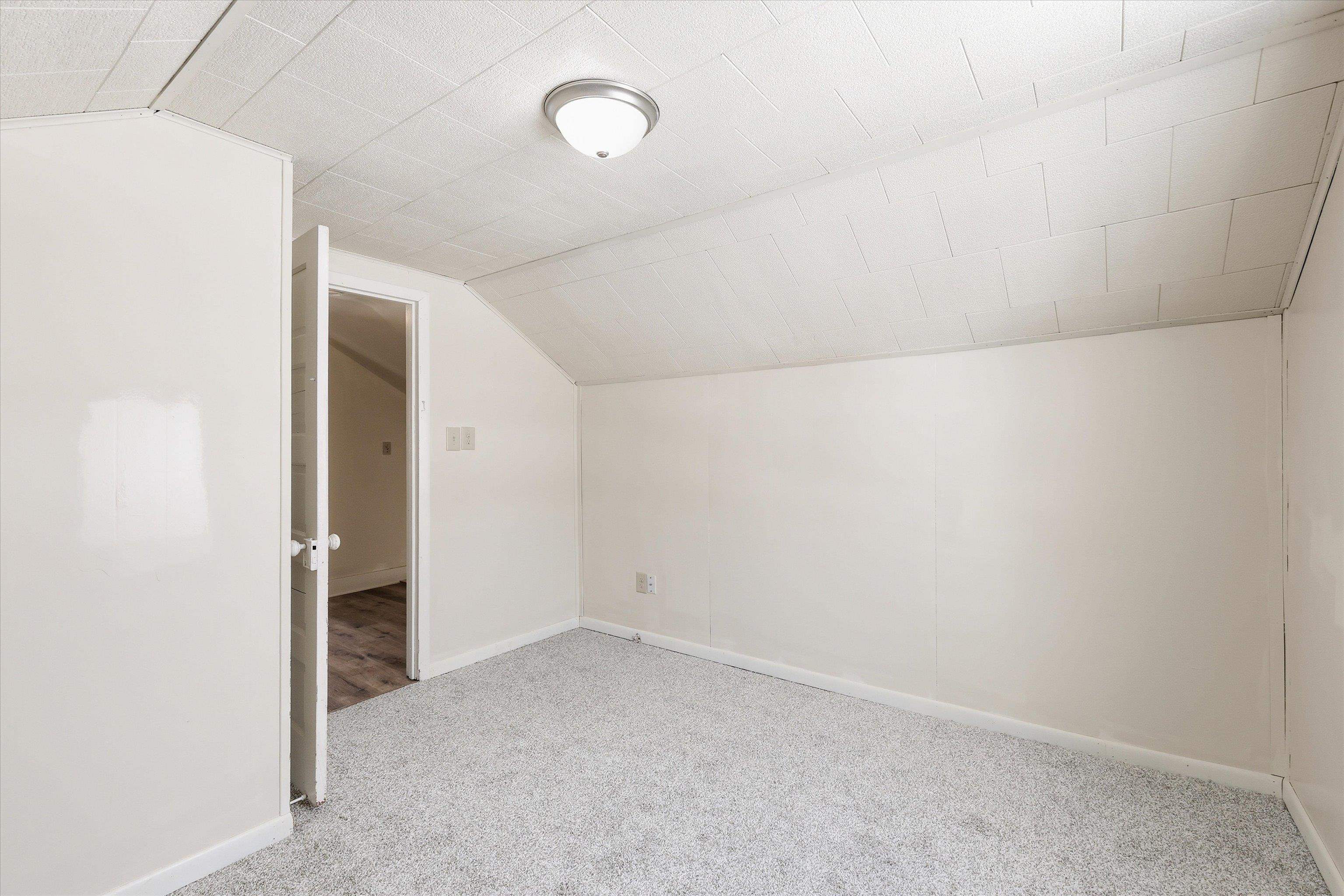 712 Louisa Street Crivitz, WI 54114 - Photo 15 of 22