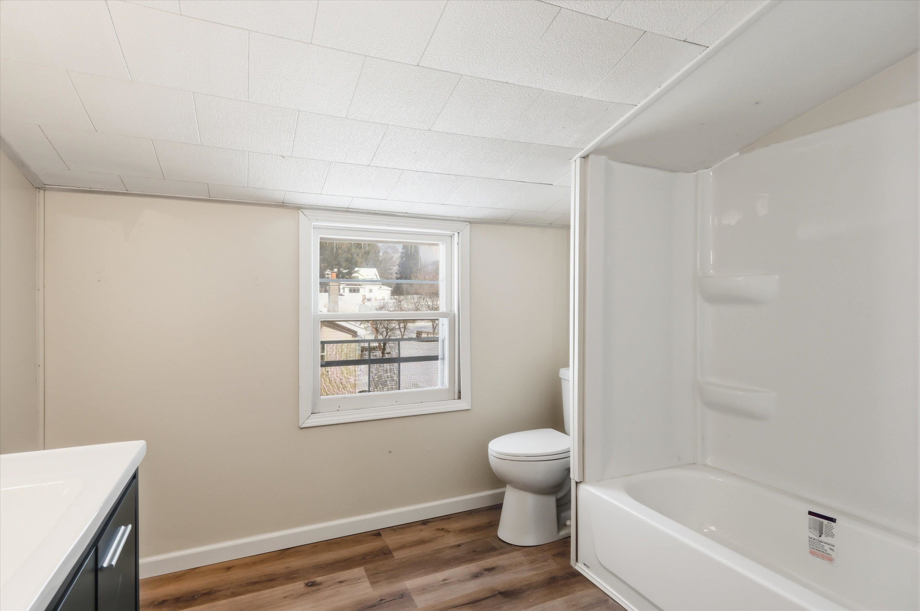 712 Louisa Street Crivitz, WI 54114 - Photo 17 of 22