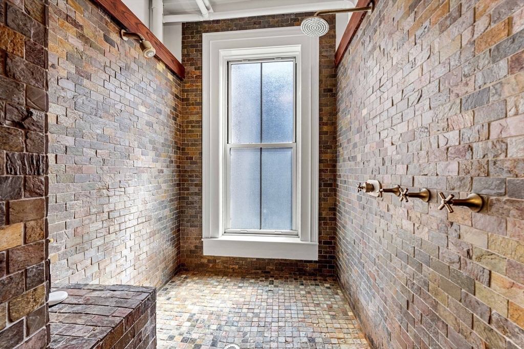 10 Williams Street, Unit 33 Boston, MA 02119 - Photo 21 of 30