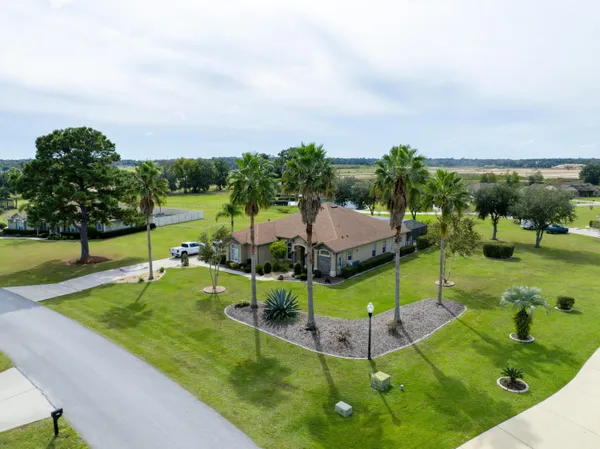 $590,000 | 9908 Southeast 67th Avenue Road, Belleview, FL 34420
