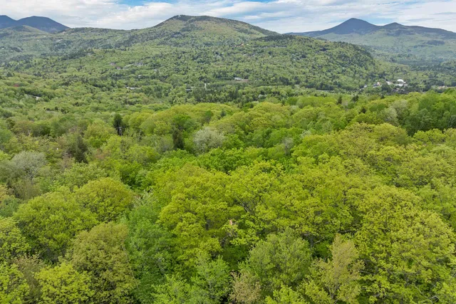 $675,000 | 201 Glen Ledge Road, Bartlett, NH 03838