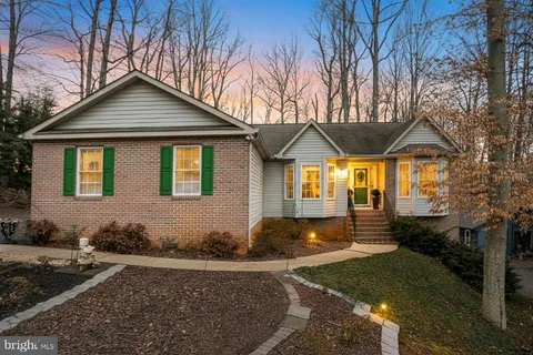 $499,900 | 2203 Lakeview Parkway, Locust Grove, VA 22508