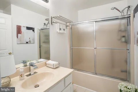 $499,900 | 2203 Lakeview Parkway, Locust Grove, VA 22508