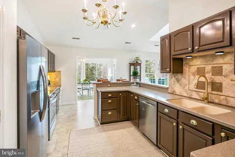 $499,900 | 2203 Lakeview Parkway, Locust Grove, VA 22508