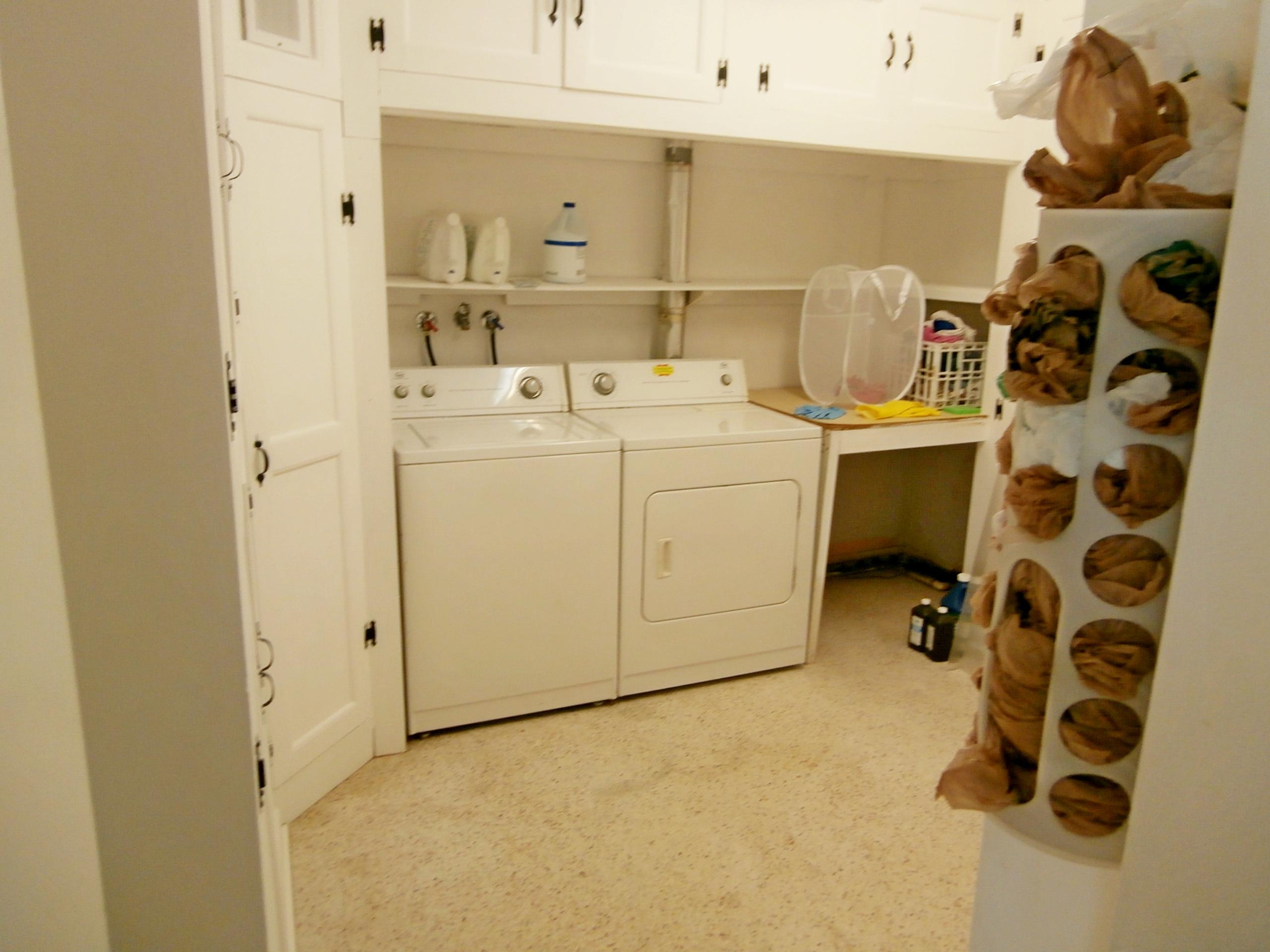 1320 Southwest 5th Street Boca Raton, FL 33486 - Photo 6 of 6 laundry room