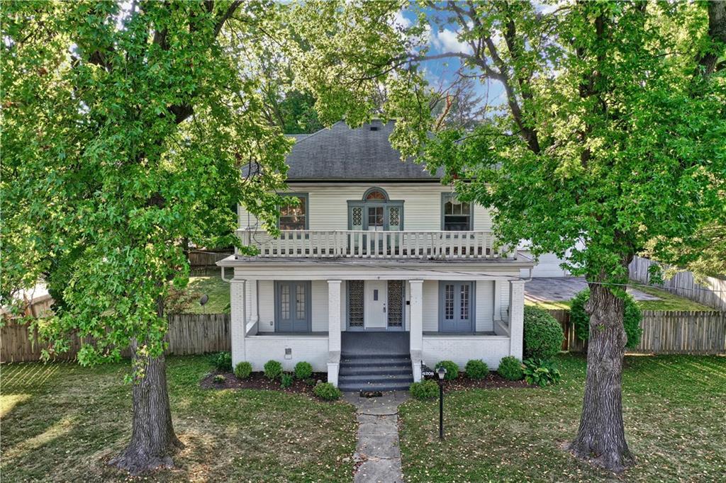 4208 Rookwood Avenue Indianapolis, IN 46208 - Photo 3 of 38