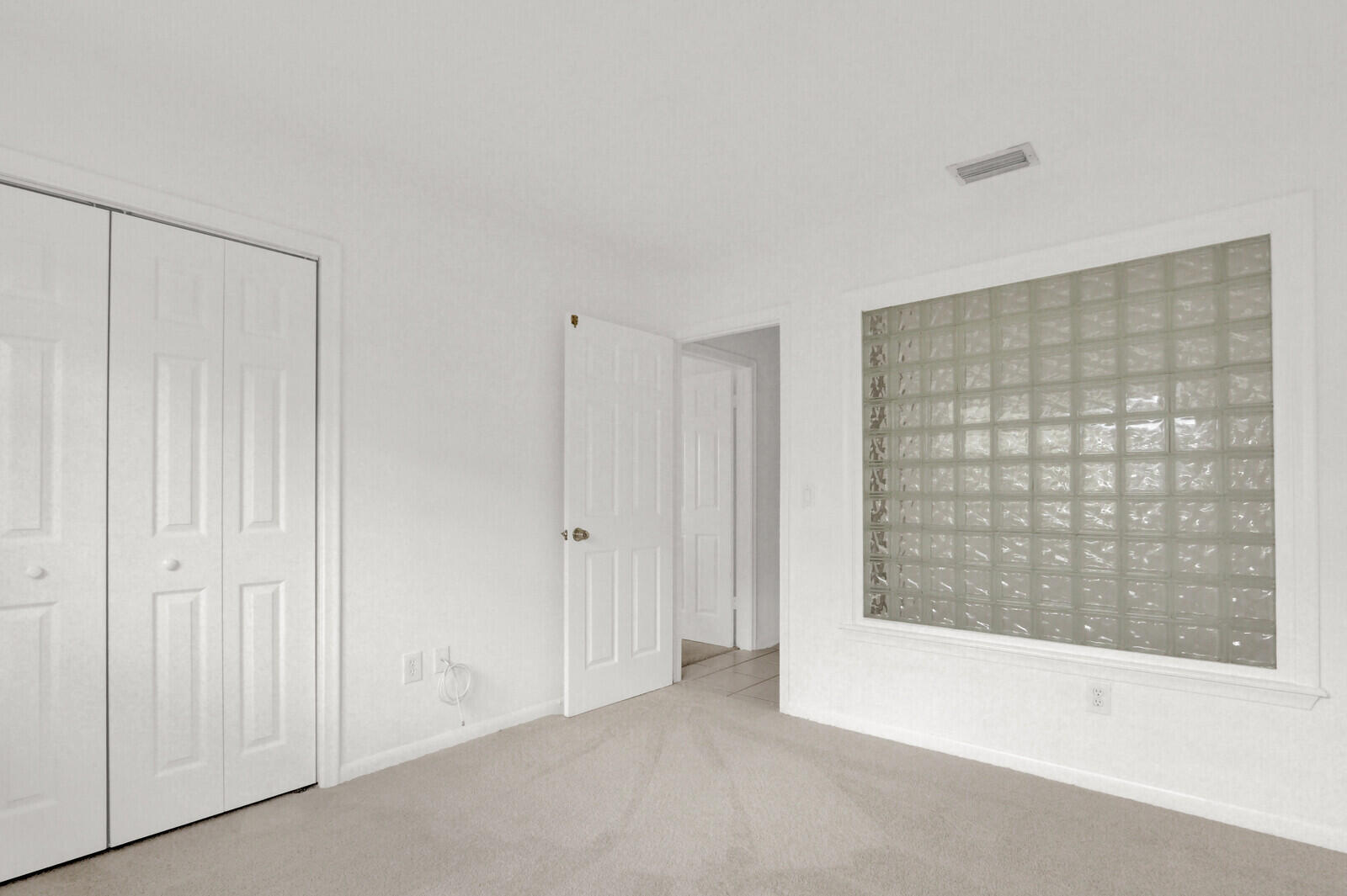 22600 Southwest 65th Way Boca Raton, FL 33428 - Photo 21 of 46 a view of an empty room with a bathroom