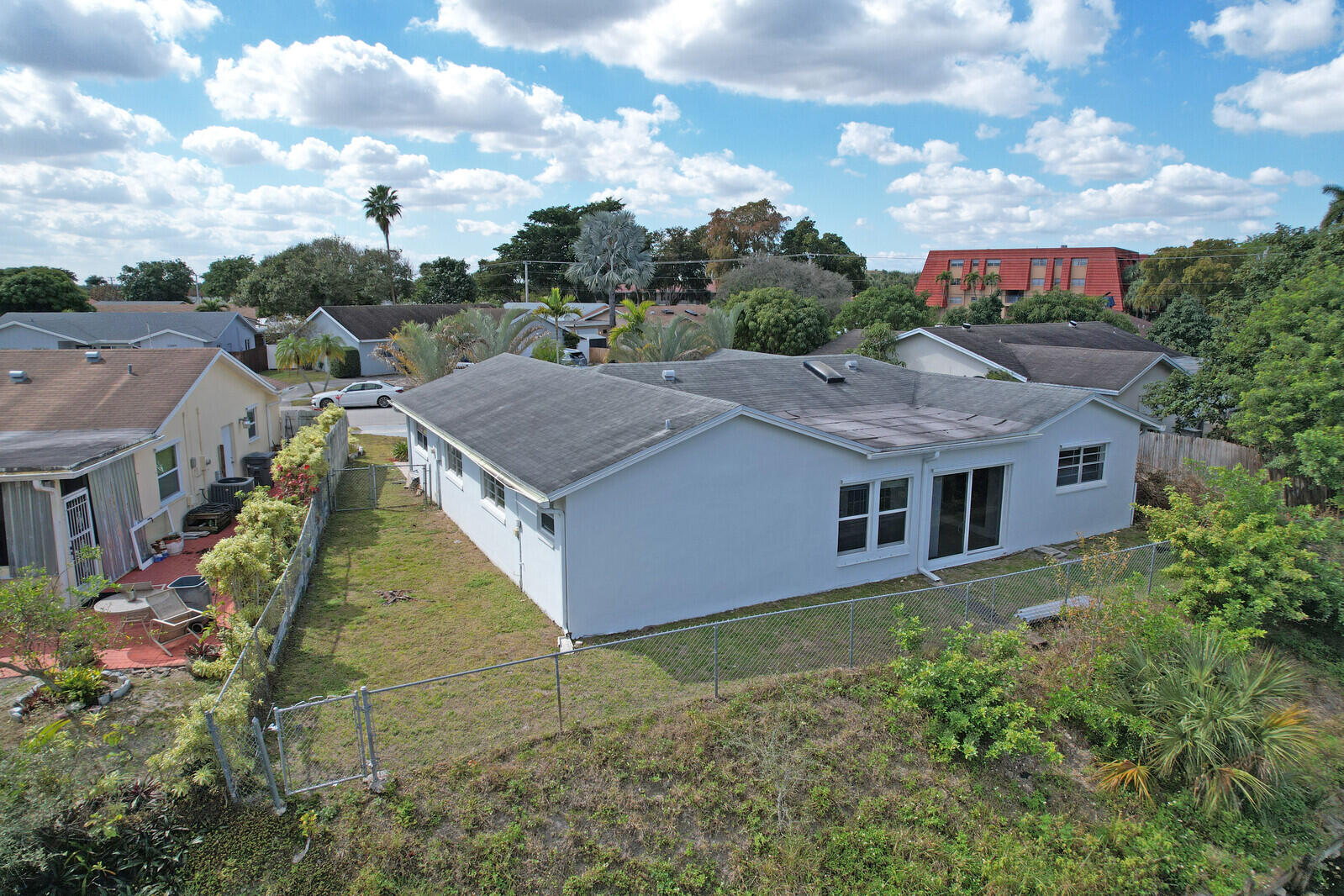 22600 Southwest 65th Way Boca Raton, FL 33428 - Photo 25 of 46 an aerial view of a house