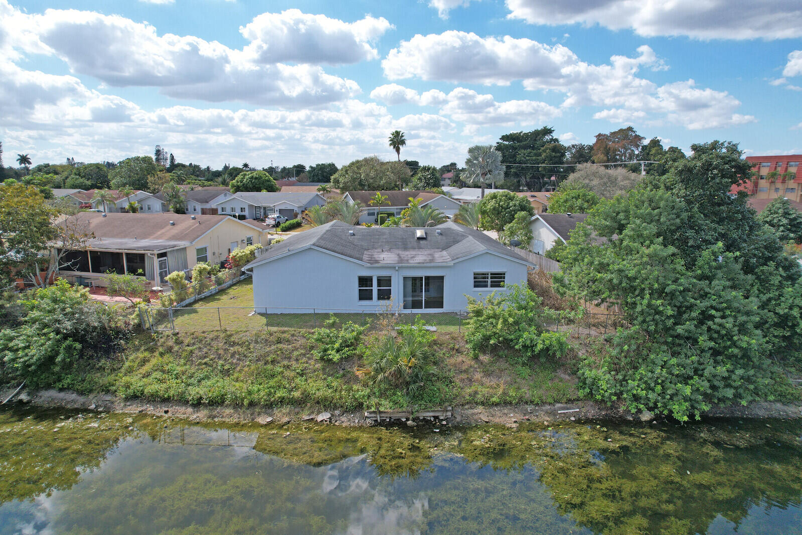 22600 Southwest 65th Way Boca Raton, FL 33428 - Photo 43 of 46 an aerial view of multiple house