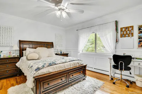 $1,799,000 | 41 Hearthstone Drive, Dix Hills, NY 11746