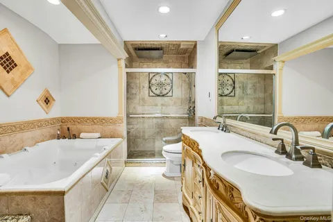 $1,799,000 | 41 Hearthstone Drive, Dix Hills, NY 11746