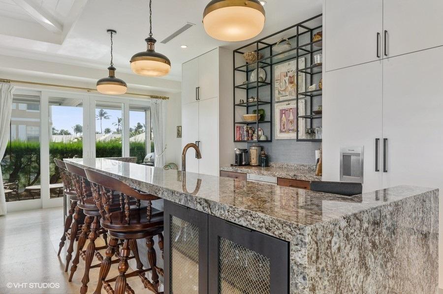 11388 Turtle Beach Road, Unit 6 North Palm Beach, FL 33408 - Photo 8 of 17 04_11388TurtleBeachRoad_OHIV6_177004_Kit