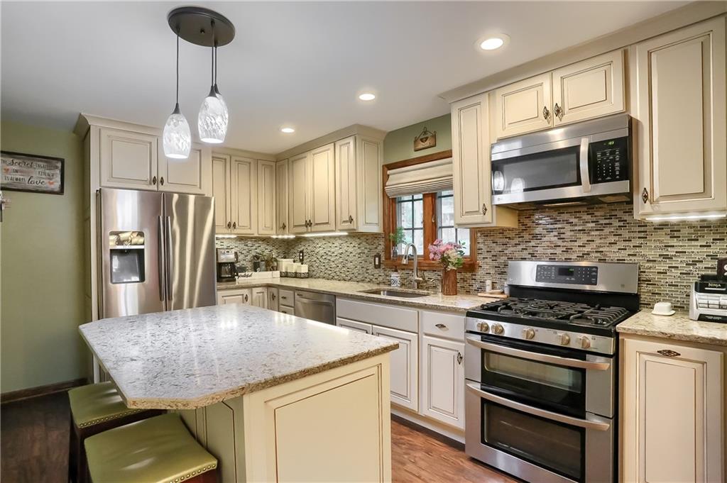517 Perrymont Road Pittsburgh, PA 15237 - Photo 13 of 25 Gallery Image 13