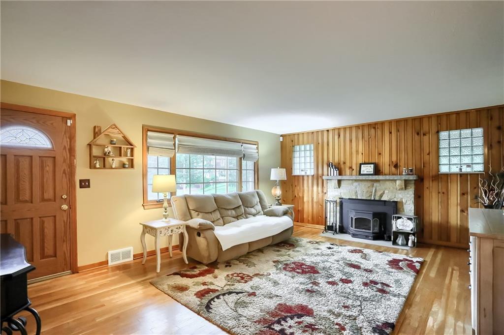 517 Perrymont Road Pittsburgh, PA 15237 - Photo 8 of 25 Gallery Image 8