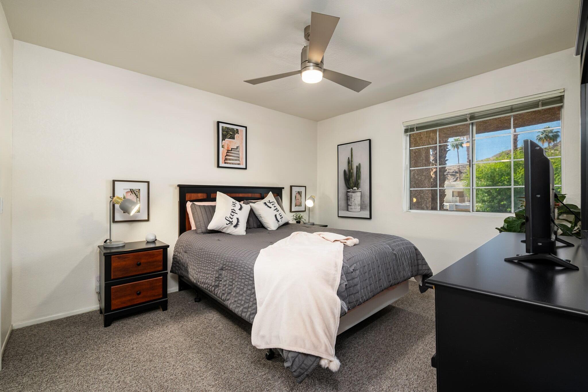 2700 Lawrence Crossley Road, Unit 22 Palm Springs, CA 92264 - Photo 18 of 41 Bedroom 2